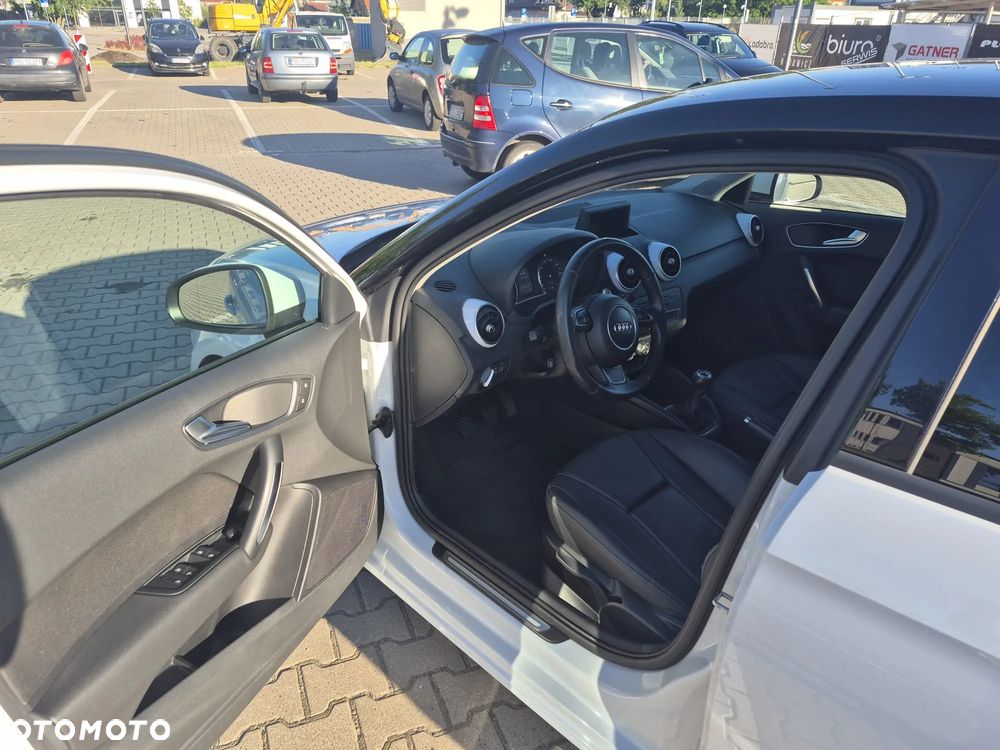 Audi A1 Sportback 1.6 TDI Ambition - 8