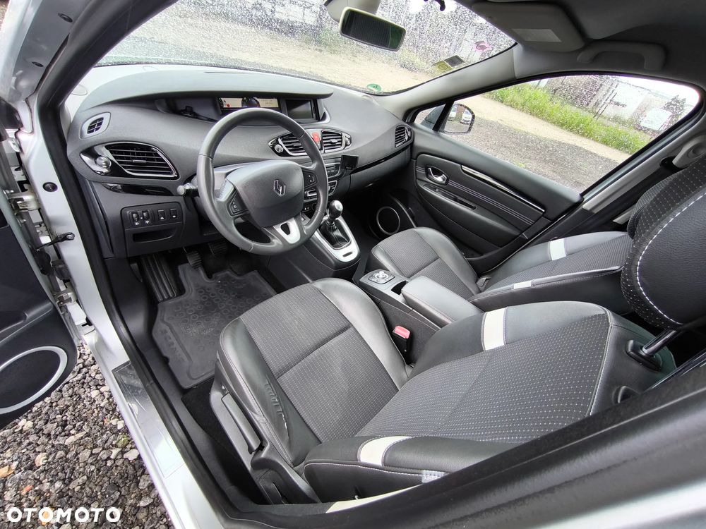 Renault Scenic 1.6dCi Energy Privilege - 13