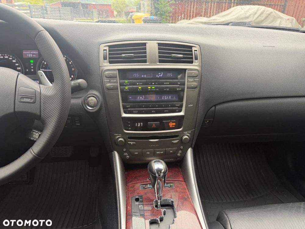 Lexus IS 250 Prestige - 25