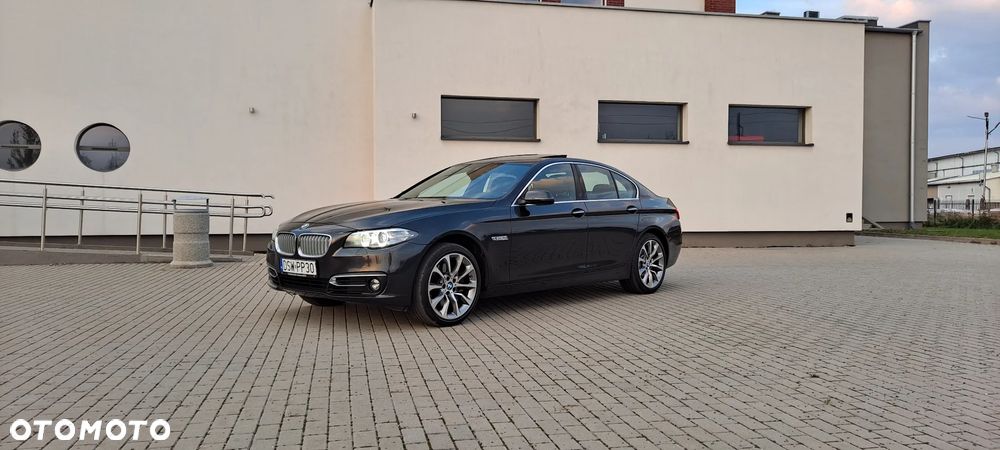 BMW Seria 5 535d Sport-Aut Modern Line - 25
