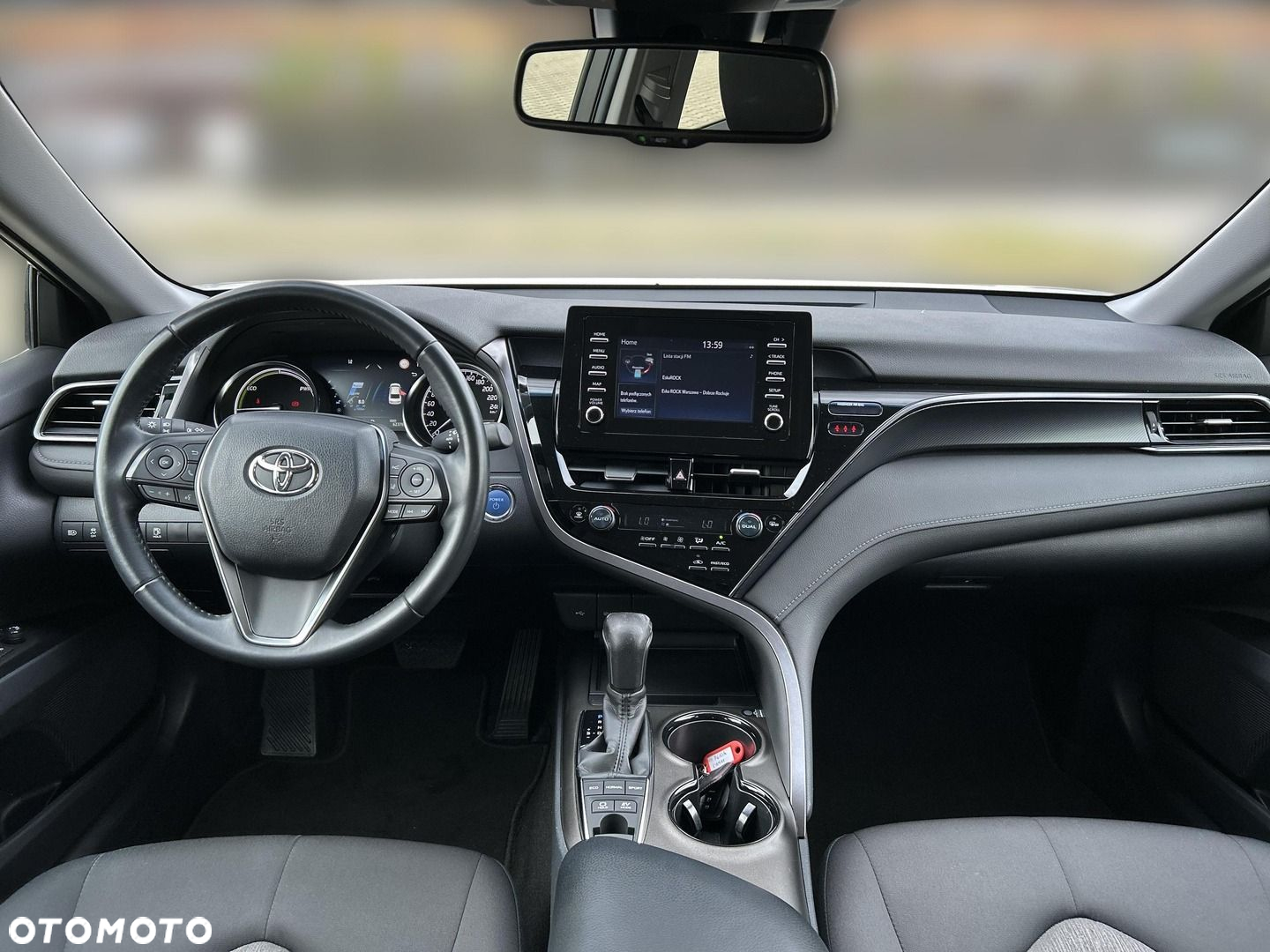 Toyota Camry - 15