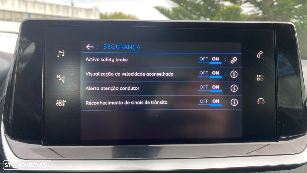 Peugeot 2008 1.5 BlueHDi Active Pack - 43