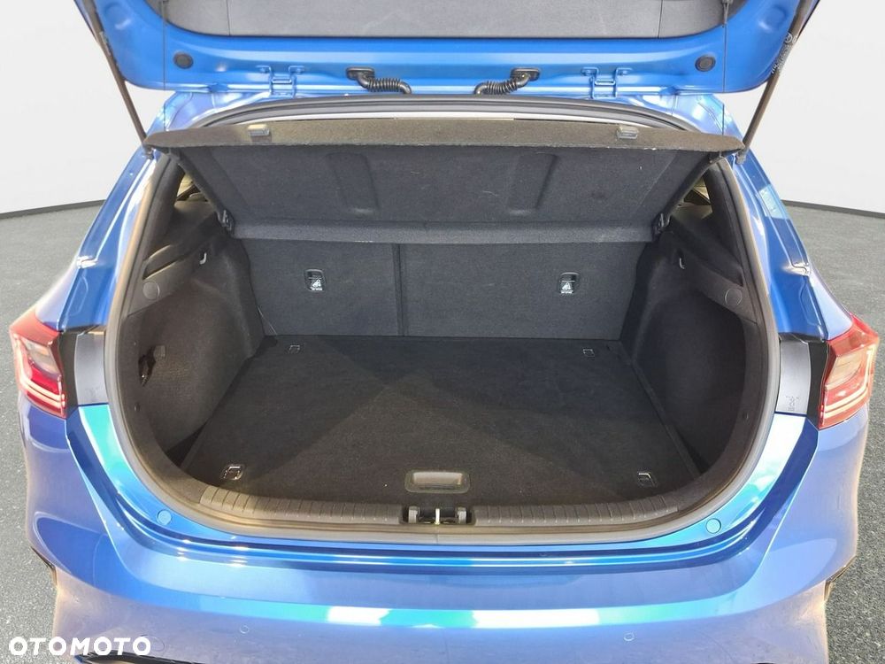 Kia Ceed - 12