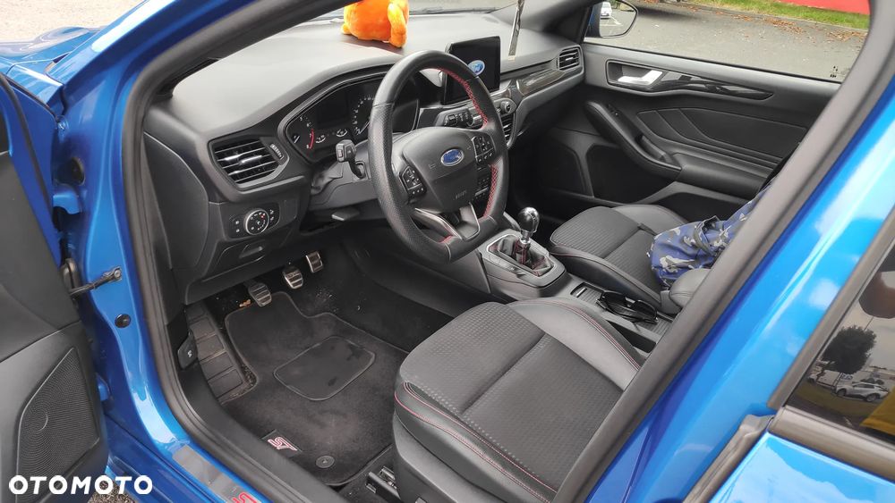 Ford Focus 1.0 EcoBoost ST-Line - 11