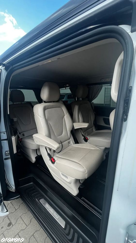 Mercedes-Benz Klasa V - 6