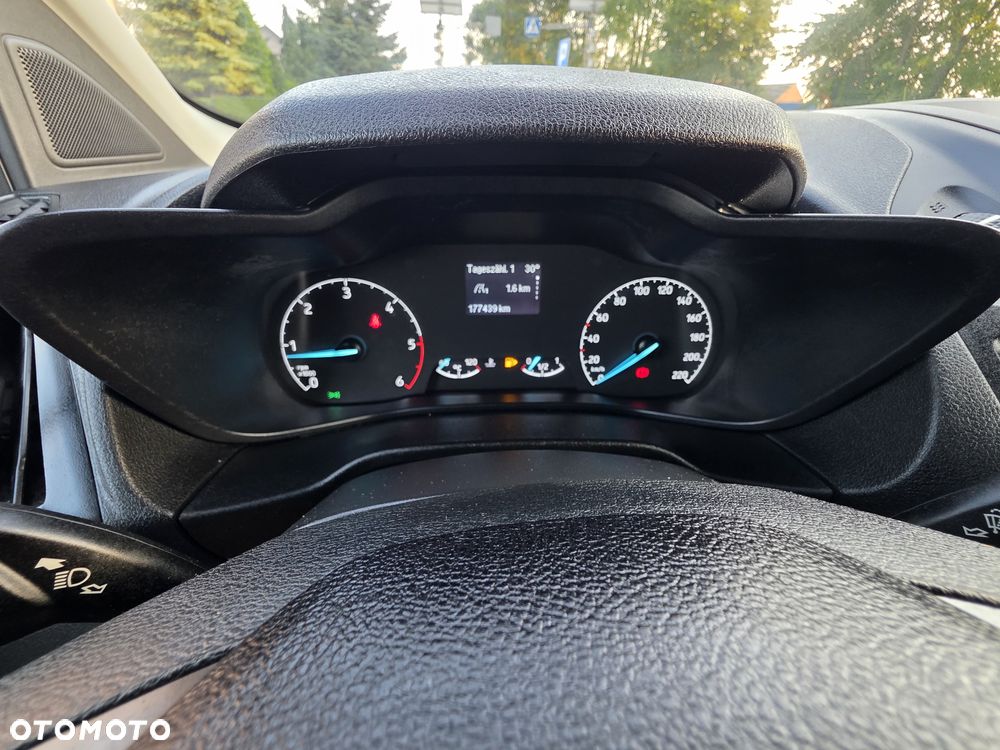 Ford Transit Connect - 20