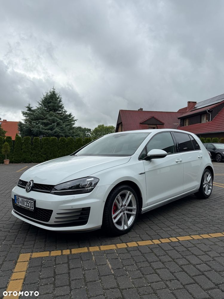 Volkswagen Golf 2.0 TDI BMT GTD - 2