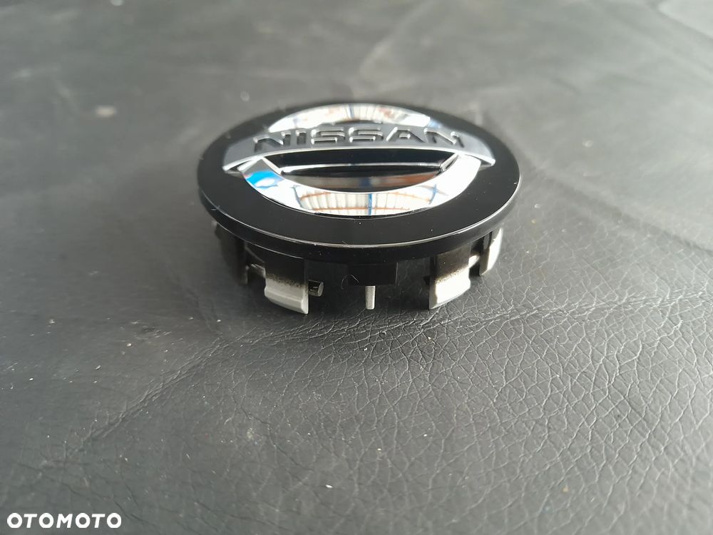 Dekielki Nissan CZARNE 40342-BR01A 55MM - 2