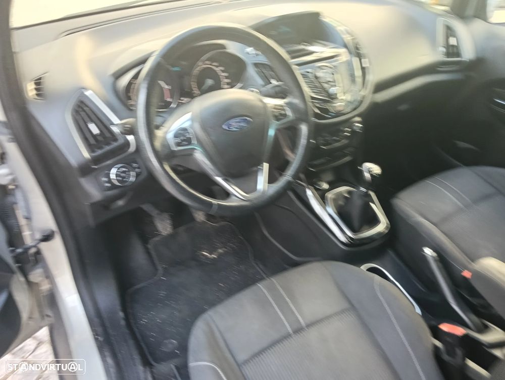 Ford B-Max 1.6 TDCi Trend - 23