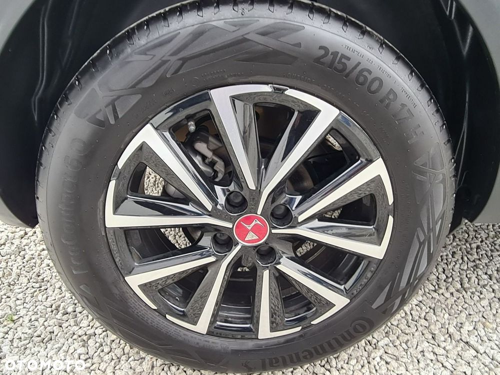 DS Automobiles DS 3 Crossback 1.2 PureTech Performance Line + - 37