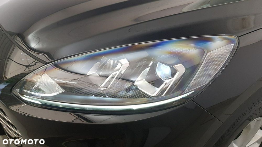 Ford Kuga - 10