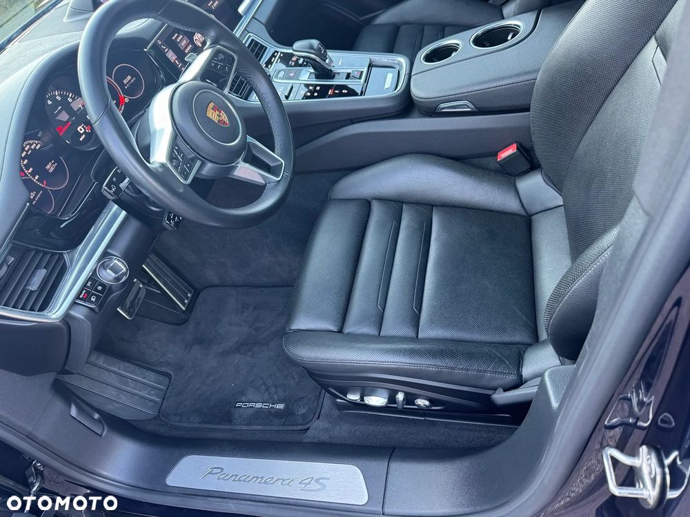 Porsche Panamera - 10