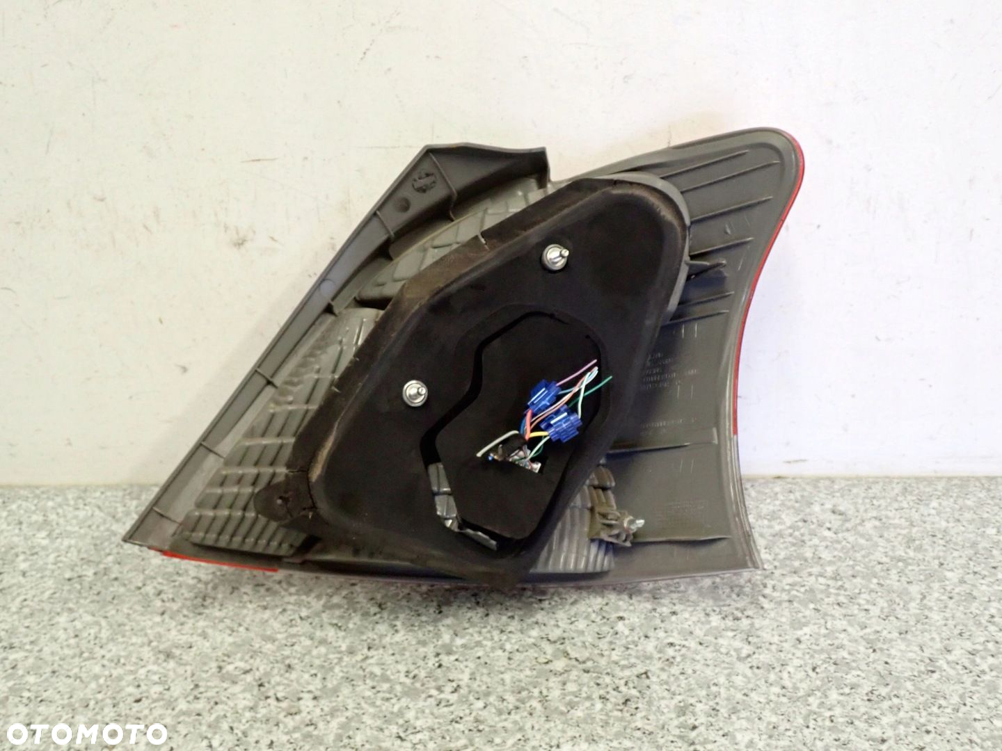 TOYOTA YARIS II LIFT 09-11 LAMPA TYLNA LEWA TYŁ EUROPA - 4