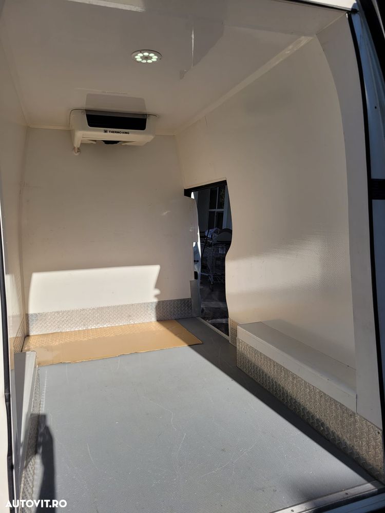 Renault Trafic - 3