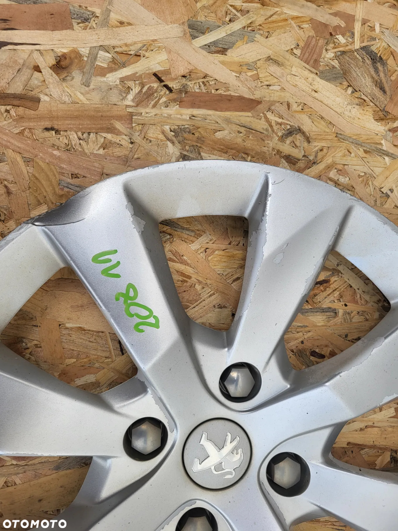 Kołpak 15 " Peugeot 208 - 8
