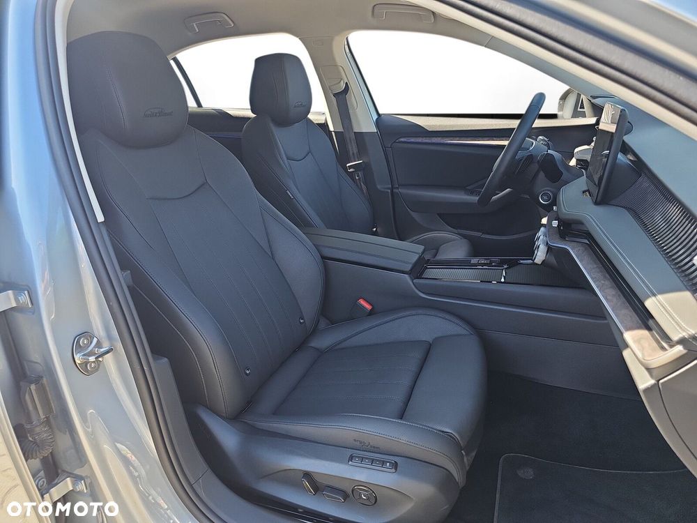 Skoda Superb 2.0 TDI SCR 4x4 L&K DSG - 14