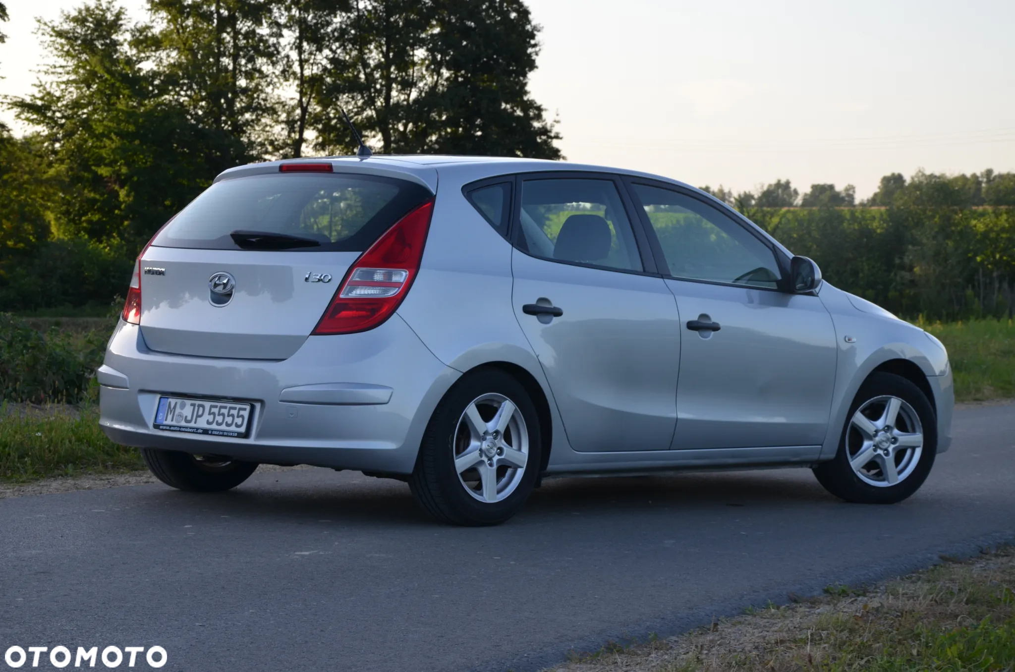 Hyundai i30 1.4 FIFA WM Edition - 9