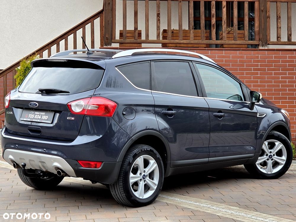 Ford Kuga 2.0 TDCi 2x4 Titanium - 19