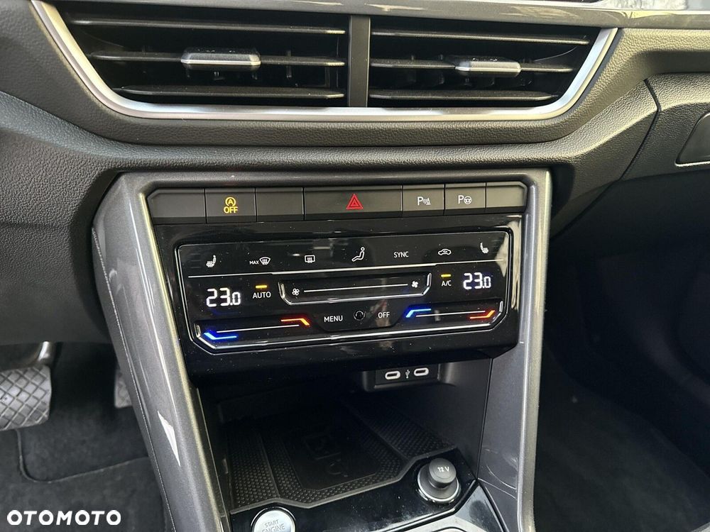 Volkswagen T-Roc 1.5 TSI Style DSG - 20