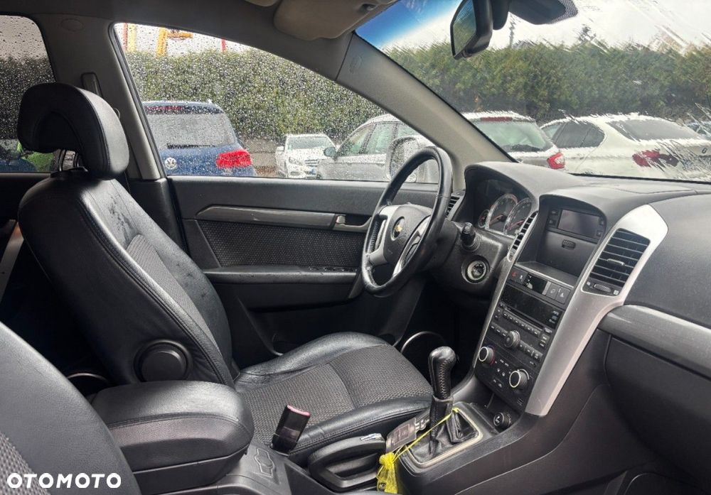 Chevrolet Captiva - 11