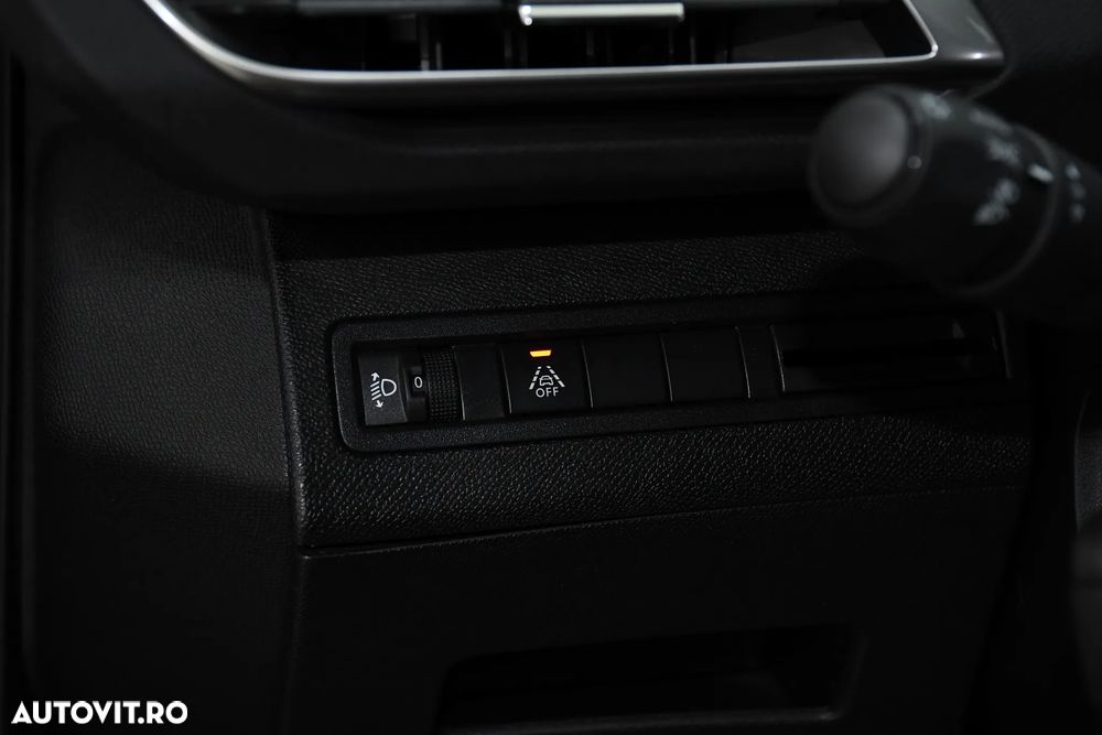Peugeot 3008 1.2 PureTech 130 EAT8 Allure Pack - 30