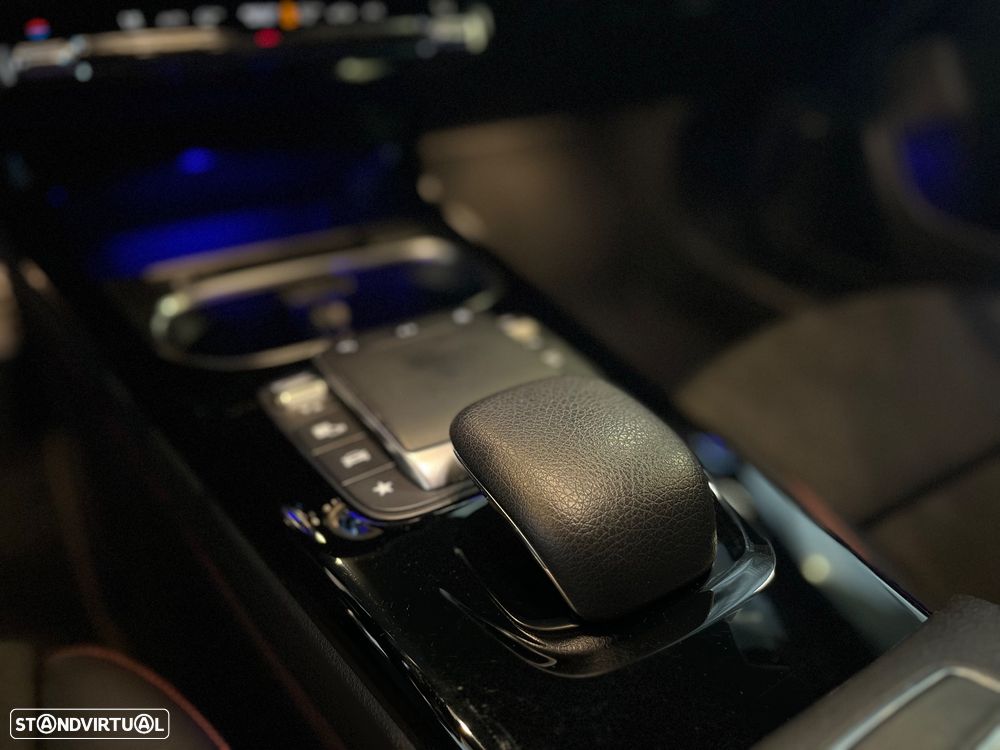 Mercedes-Benz CLA 200 d Shooting Brake 8G-DCT AMG Line - 17