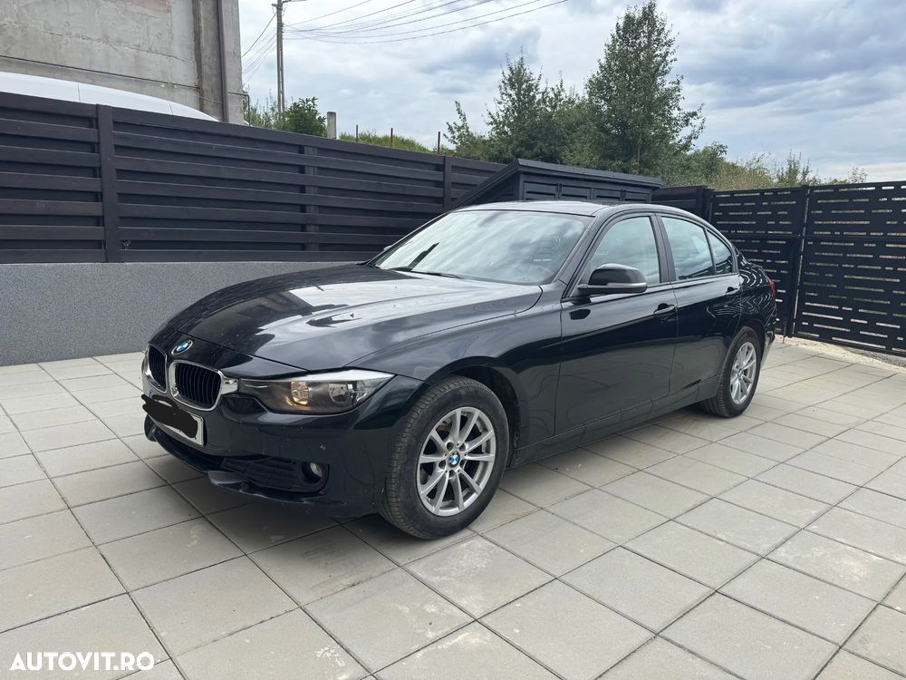 BMW Seria 3 318d - 1