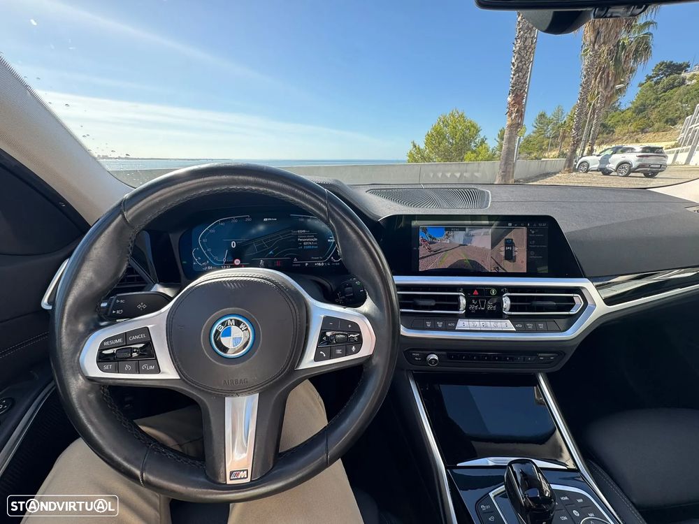 BMW 320 - 12