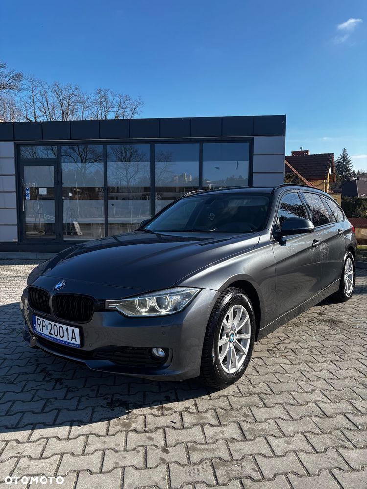 BMW Seria 3 320d Efficient Dynamics - 2