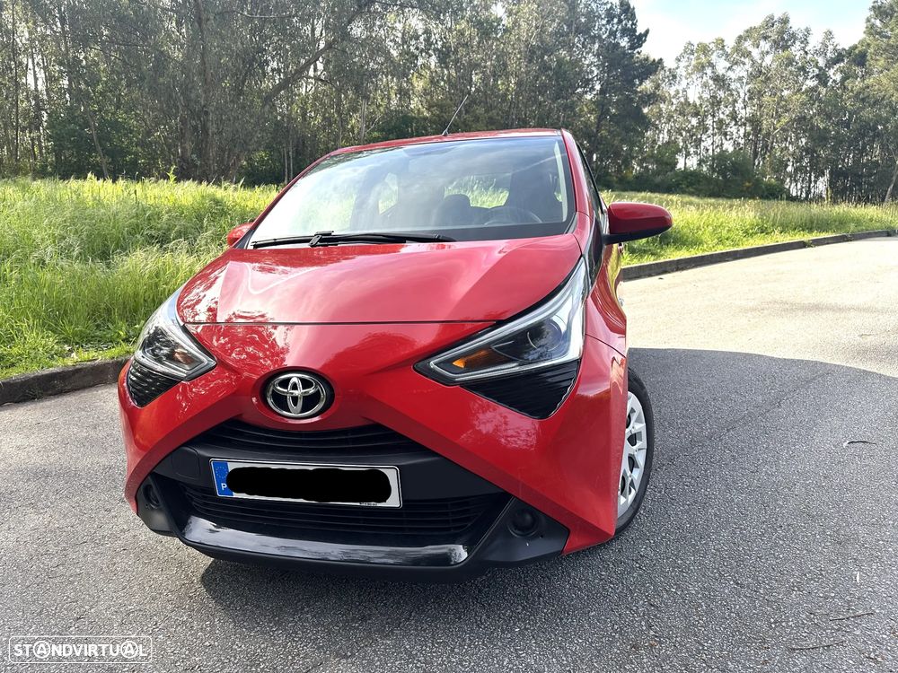 Toyota Aygo x-play - 3
