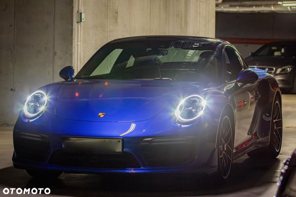 Porsche 911 Turbo S - 6