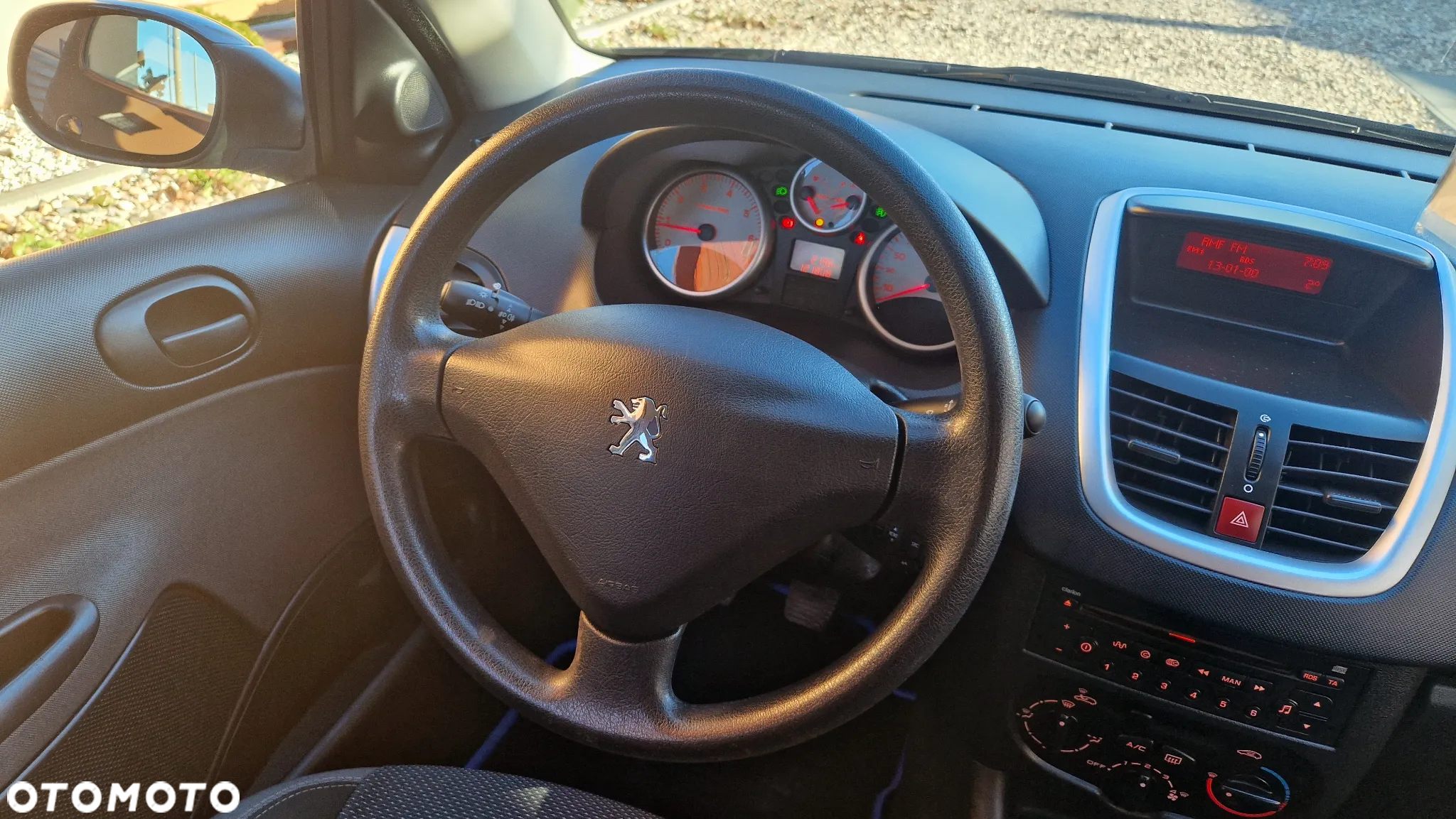 Peugeot 206 plus - 33
