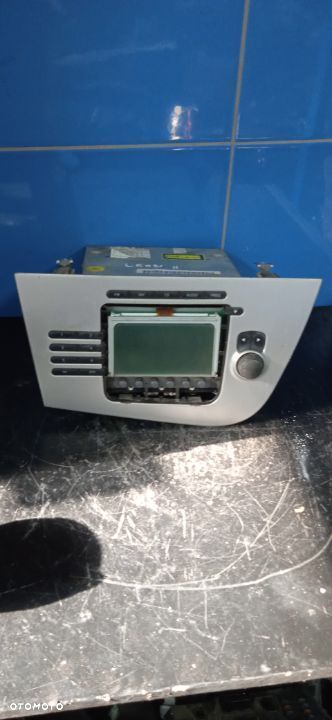 Radio Seat Leon II - 1