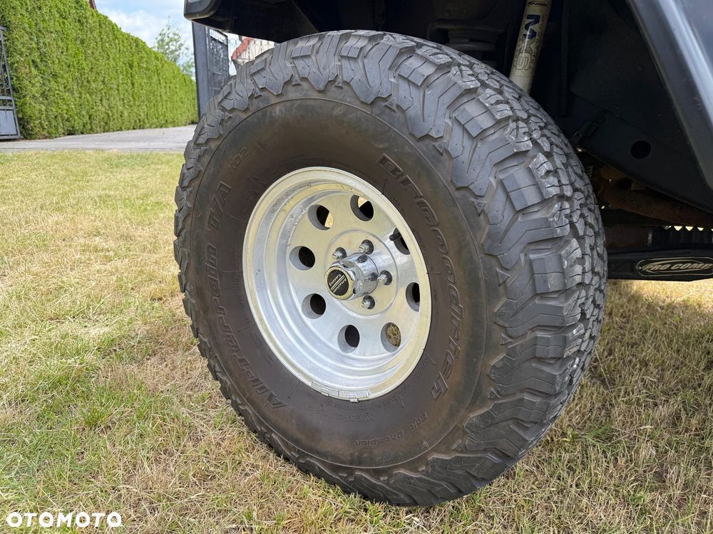 Jeep Wrangler - 15