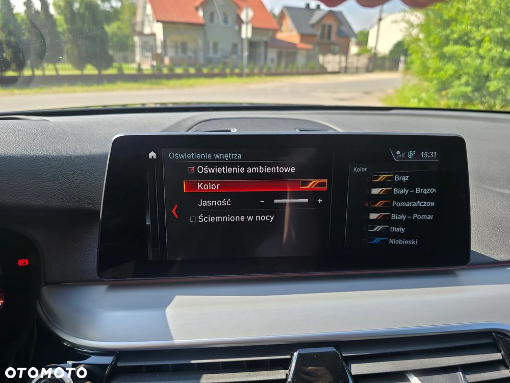 BMW Seria 5 520d Sport Line - 12