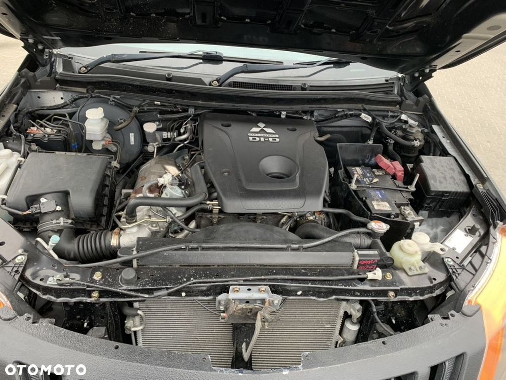 Mitsubishi L200 Pick Up 4x4 S&S Double Cab Intro Edition II - 21