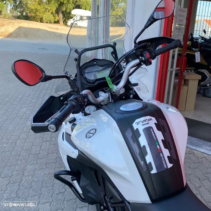 Benelli TRK 502 - 9
