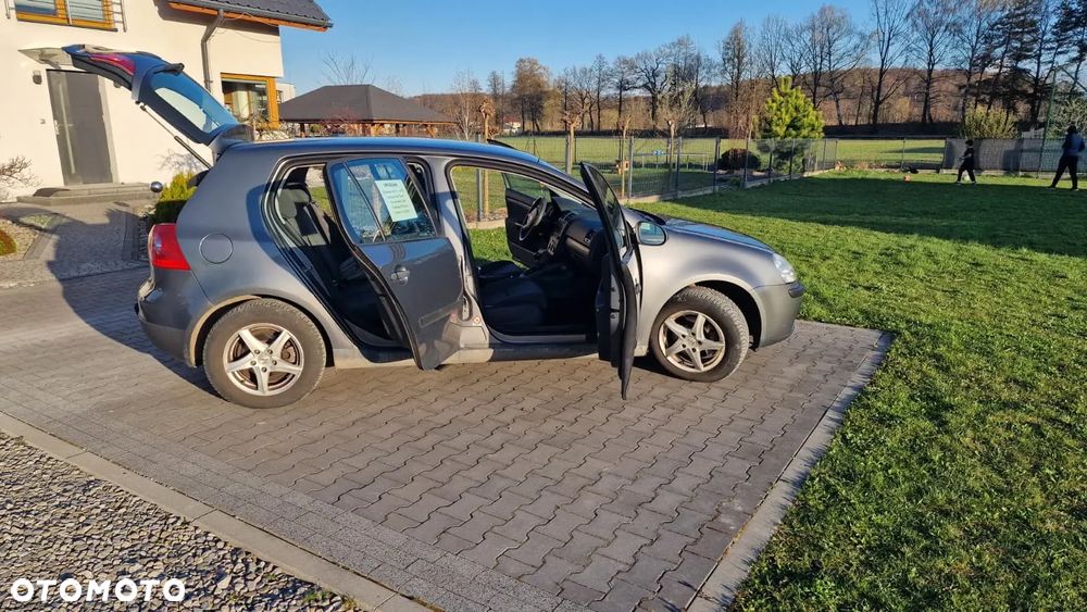 Volkswagen Golf 1.9 TDI Trendline - 8