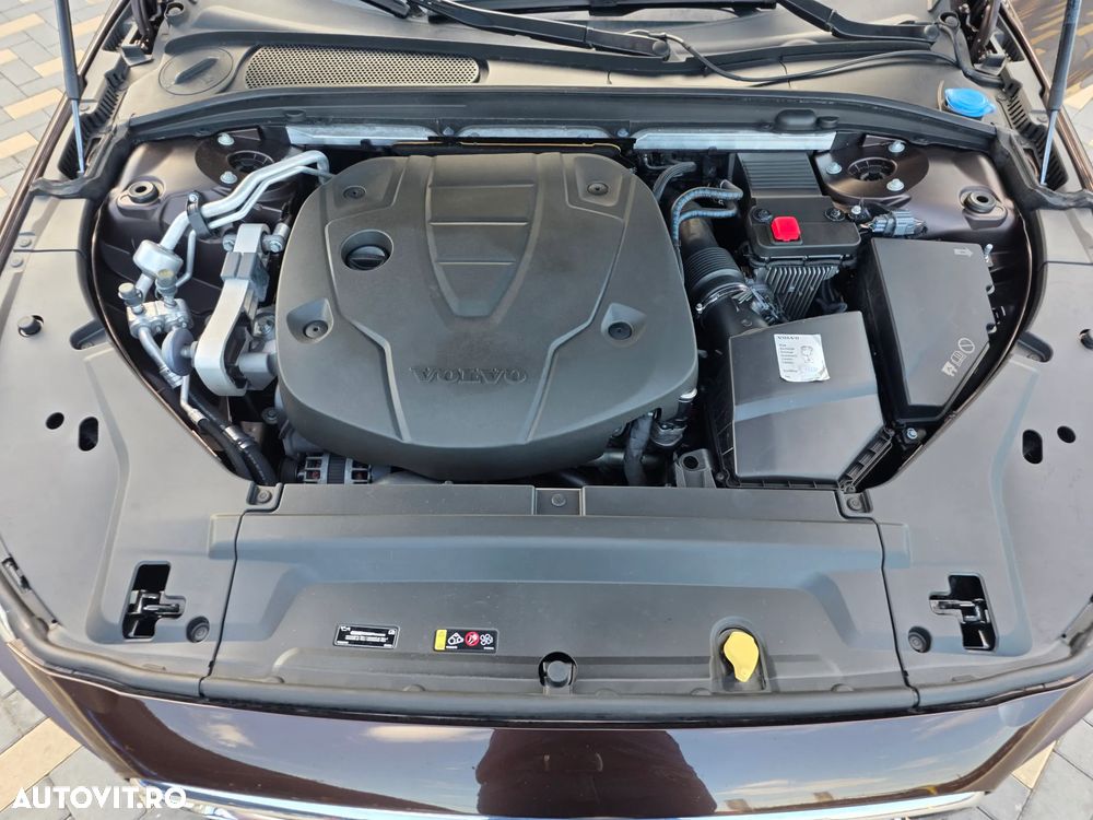 Volvo S90 D4 Geartronic Momentum Pro - 19