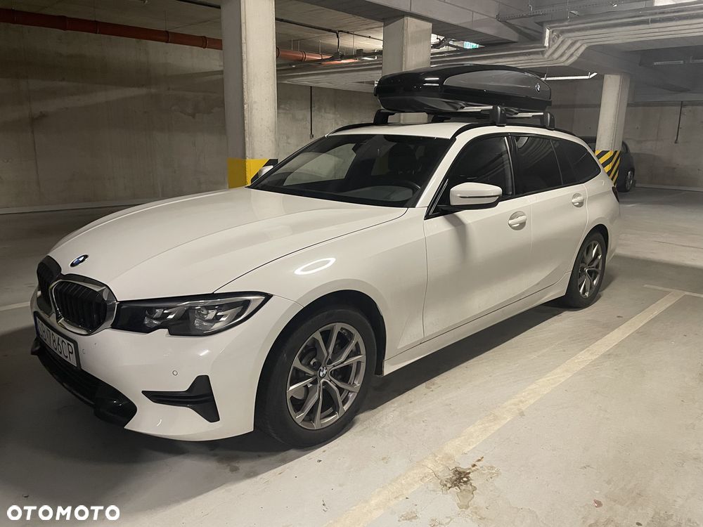 BMW Seria 3 318i Sport Line - 1