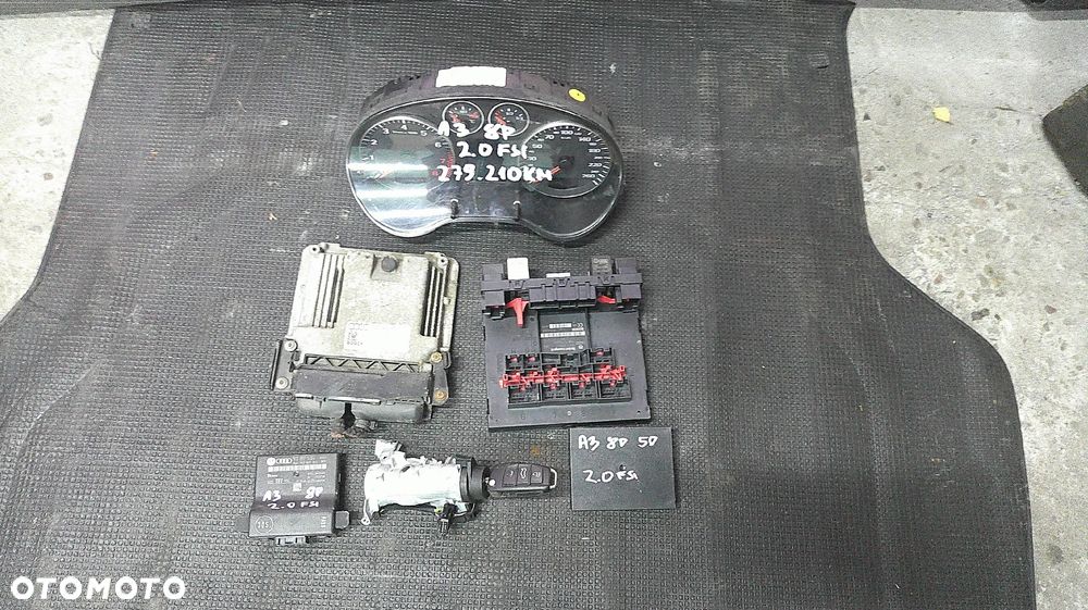 AUDI A3 8P 2.0 FSI IMMO ZESTAW STARTOWY 06F906056FR - 1