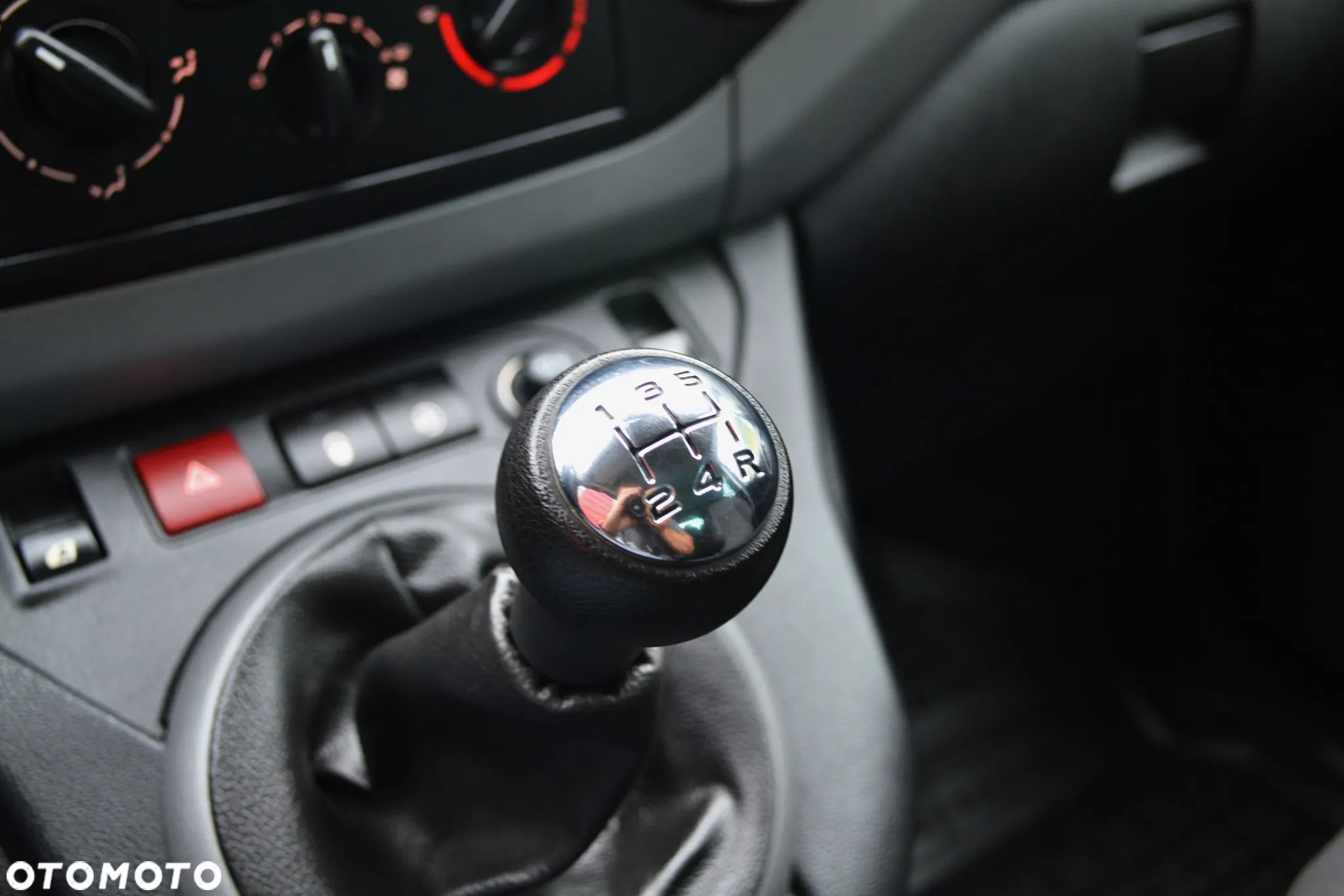 Peugeot Partner 1.6 BlueHDi Outdoor - 19