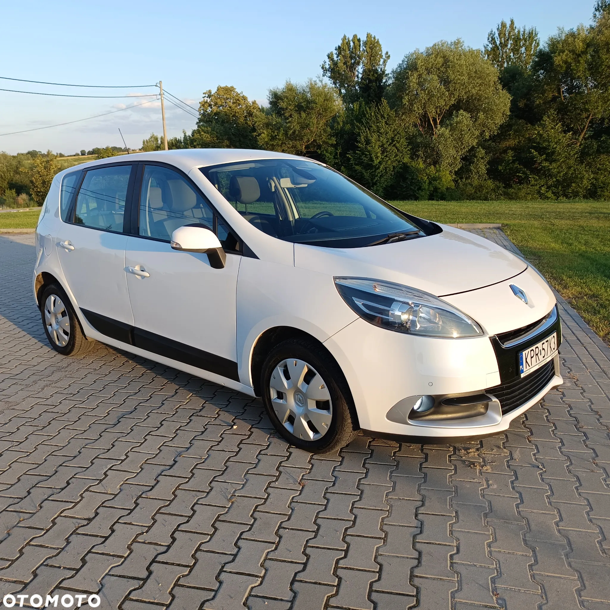 Renault Scenic 1.5dCi TomTom Edition - 2