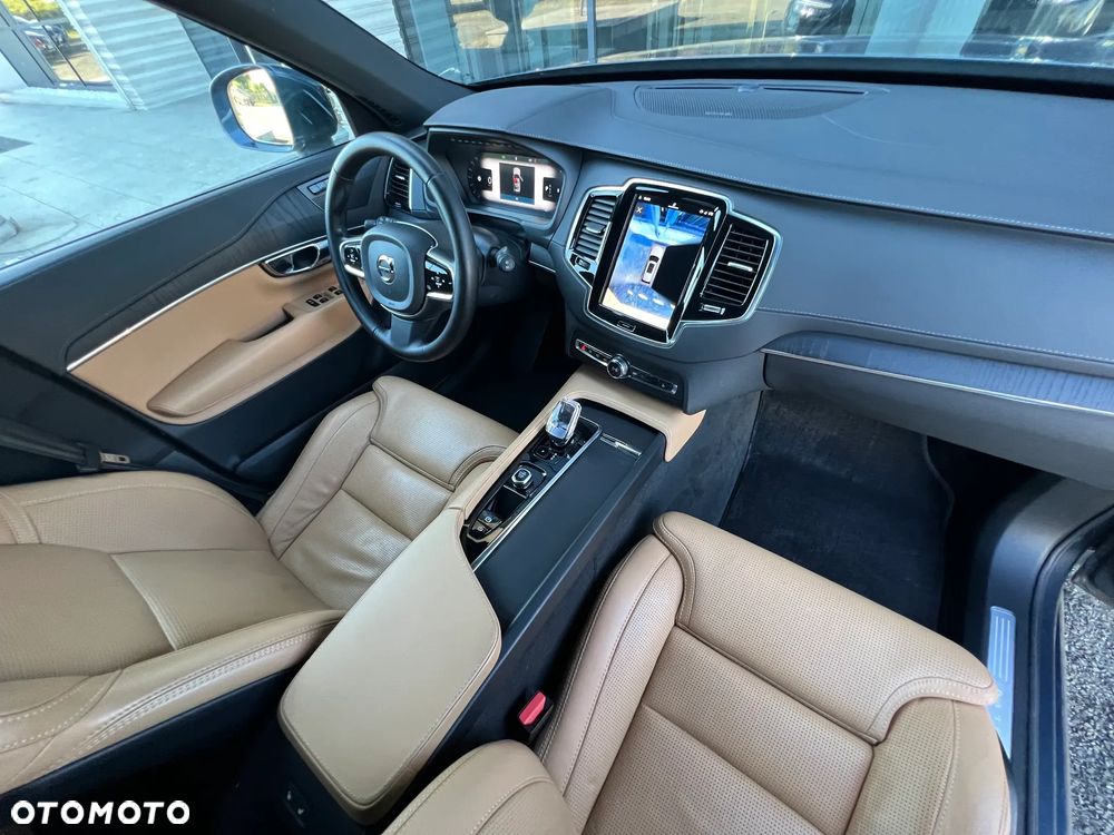 Volvo XC 90 B5 D AWD Plus Bright 7os - 24