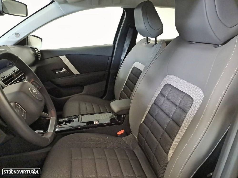 Citroën C4 X 1.2 Hybrid Plus e-DSC6 - 9