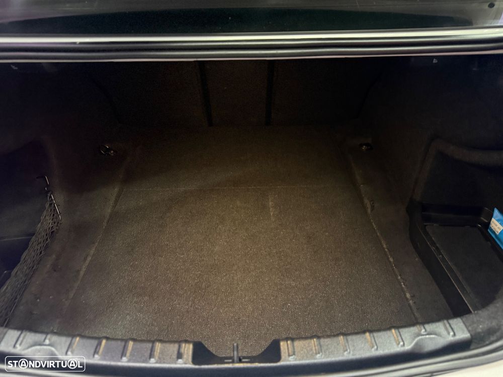 BMW 316 d Pack M - 29