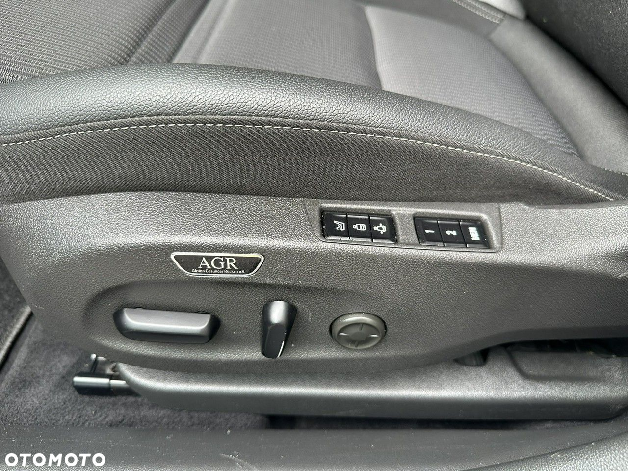 Opel Insignia - 22