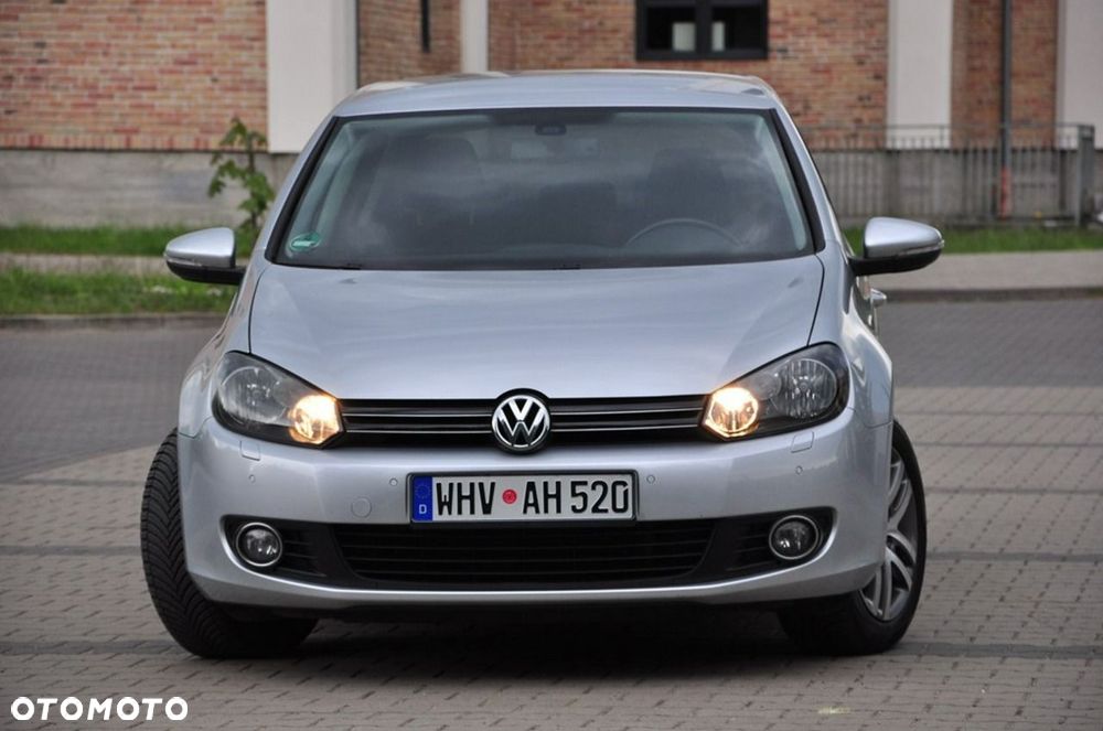 Volkswagen Golf - 2
