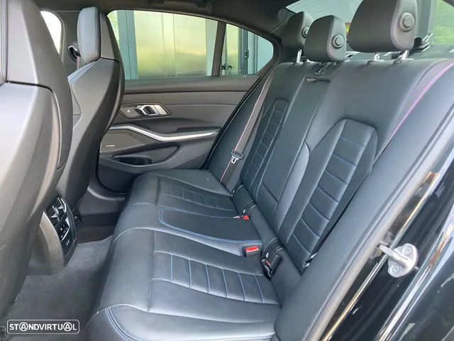 BMW M340 d xDrive Pack 50 anos M Auto - 43