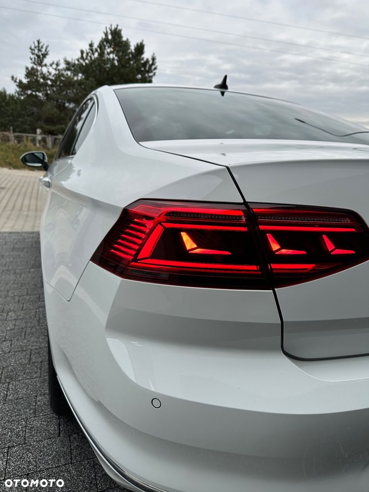 Volkswagen Passat 1.5 TSI EVO Elegance DSG - 9